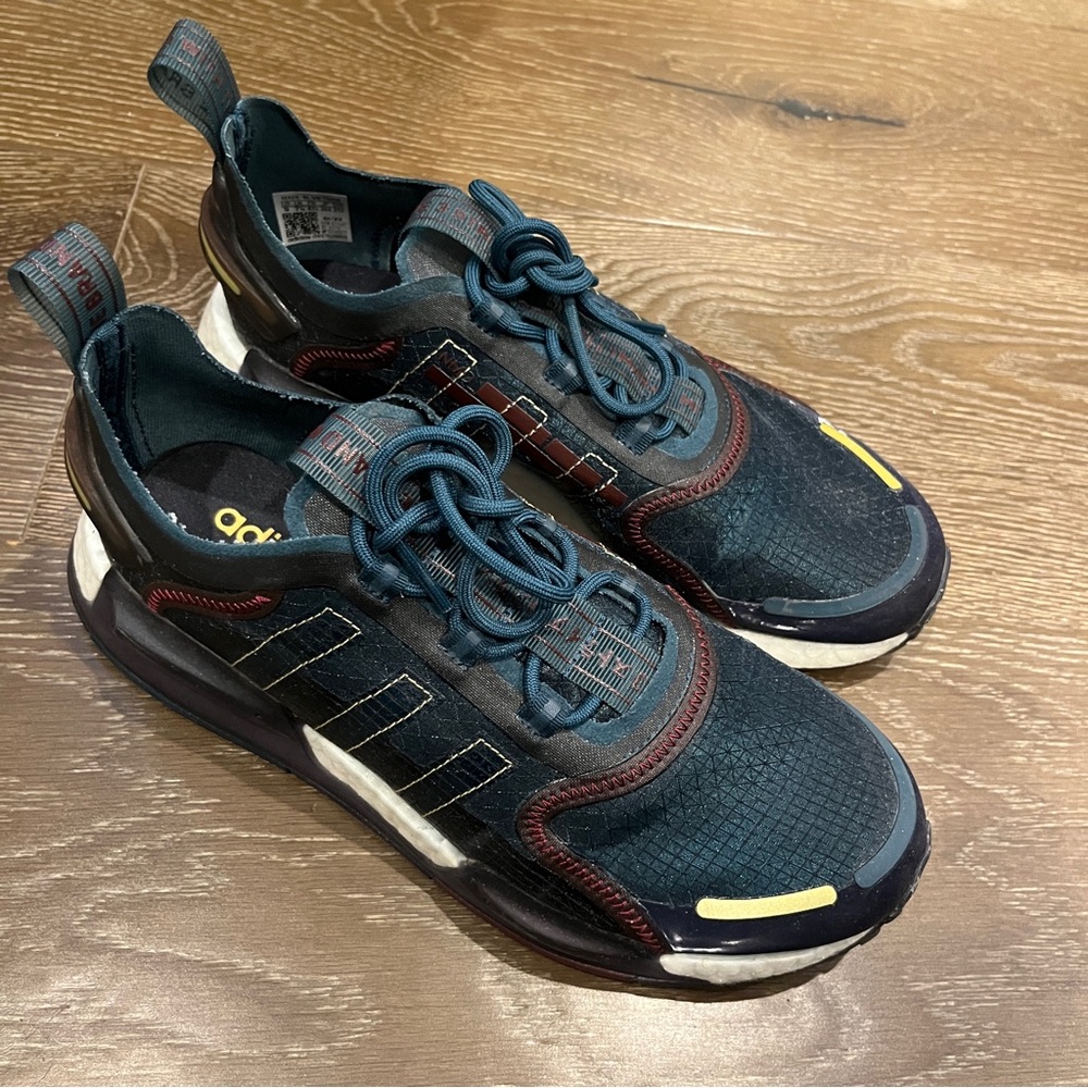 Adidas NMD R1 V3 Sneaker